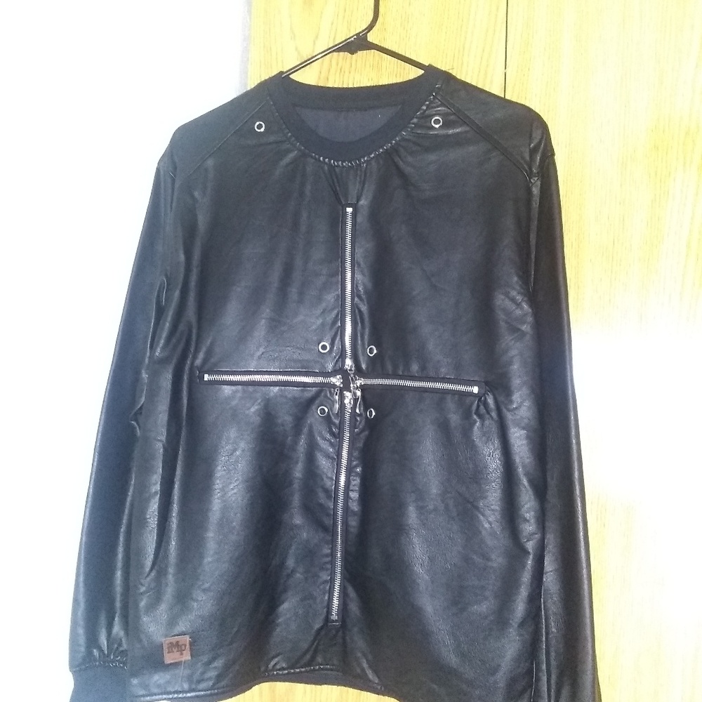 Her leather top with zippers